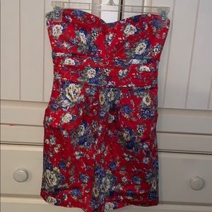 🌿3/$12 gianni bini red floral strapless dress